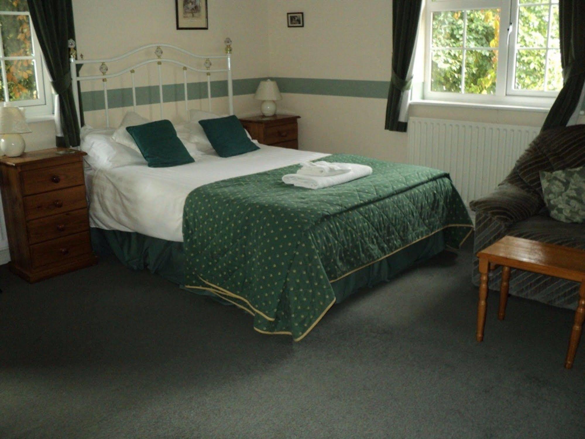 Grove House Guest House Telford Exterior foto